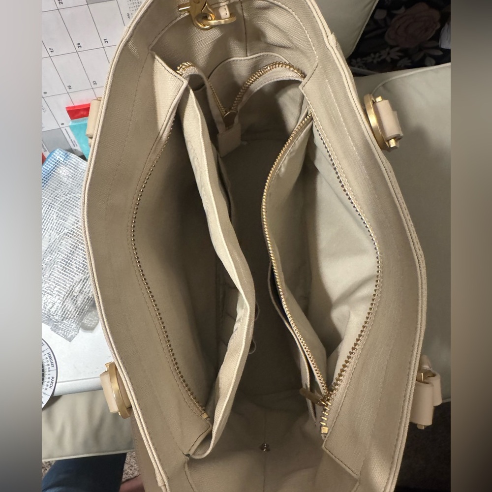 Dagne Dover Cream Tote Bag - Picture 10 of 11